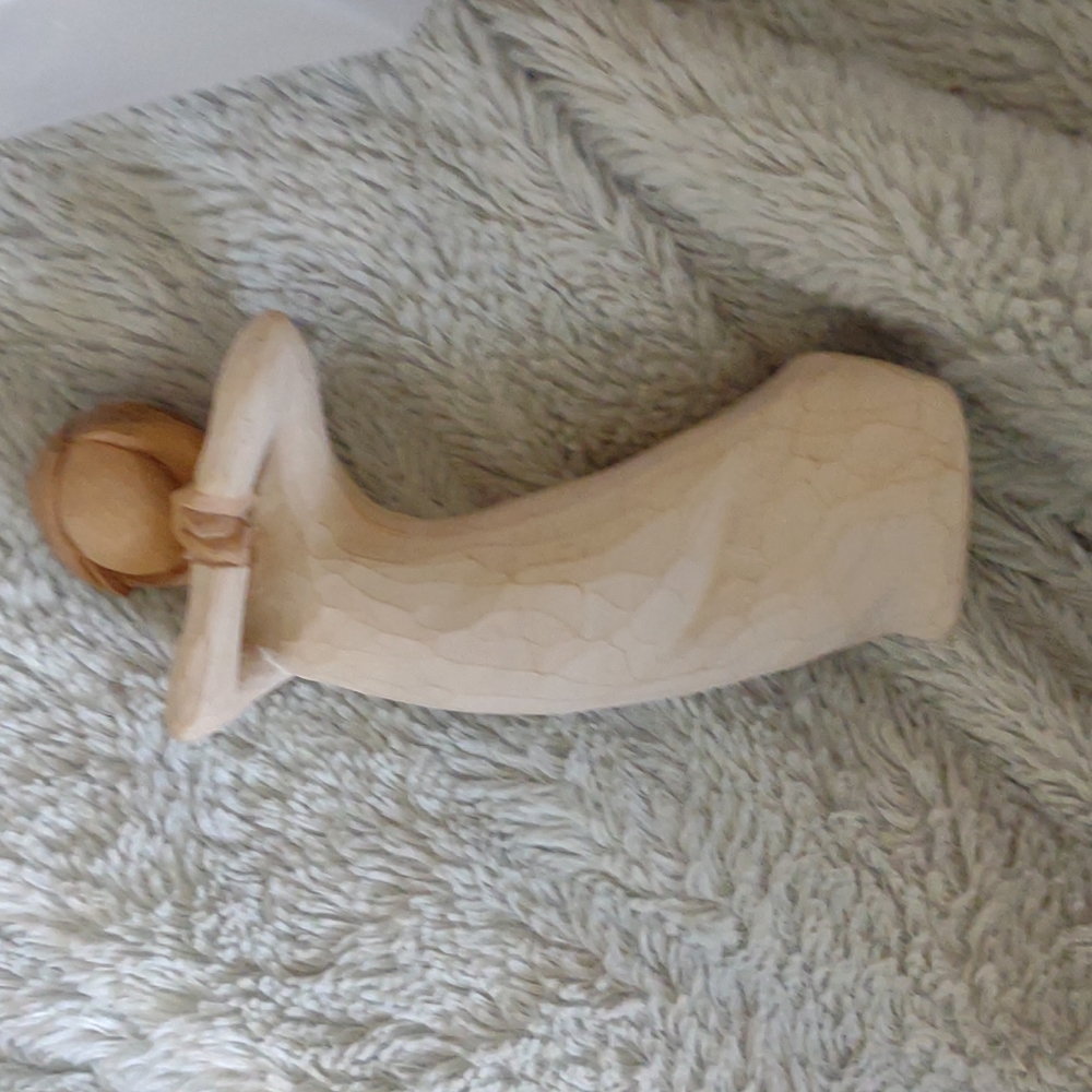 Willow tree figurine